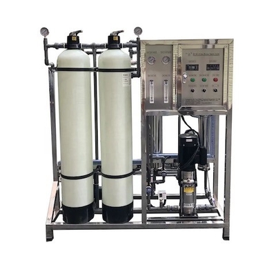 Umkehrosmose-Wasserbehandlungsanlage 500LPH mit FRP-Tank